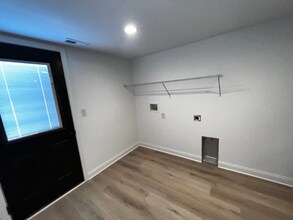 2065 Aster Dr in Jeffersonville, IN - Building Photo - Building Photo