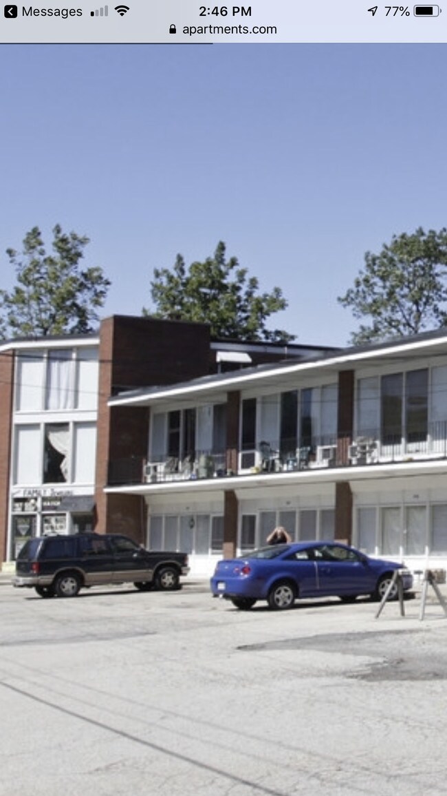 200 W Algonquin Rd Apartments and Nearby Algonquin Apartments For Rent