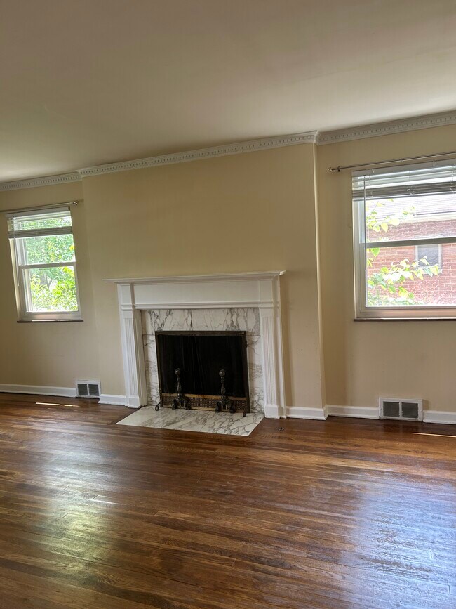 2453 Northwest Blvd, Unit 1