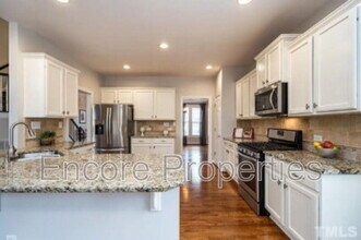 1614 Hemlock Hill Dr in Durham, NC - Building Photo - Building Photo