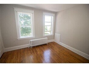 322 Pierce St N in St. Paul, MN - Building Photo - Building Photo