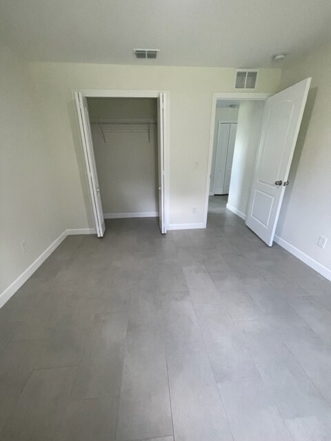 835 Kenilworth Ct in Titusville, FL - Building Photo