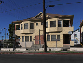 201-209 Avenue 26 in Los Angeles, CA - Building Photo - Building Photo