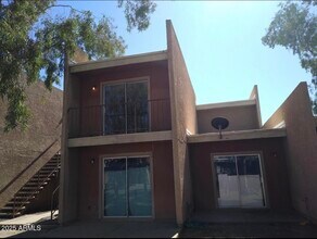 2838 E Marconi Ave in Phoenix, AZ - Building Photo - Building Photo