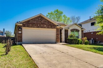 293 Buckingham Dr in Kyle, TX - Building Photo - Building Photo