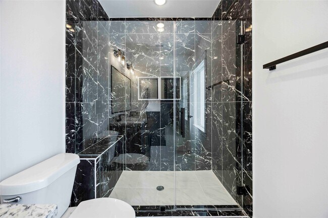 4601 Newberry St in Houston, TX - Building Photo - Building Photo