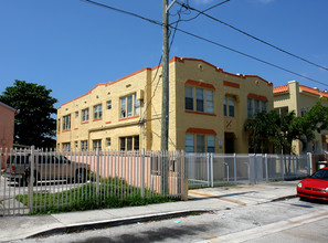 734 SW 2nd St in Miami, FL - Building Photo - Building Photo