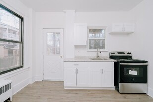 47 Henry Ave, Unit 1