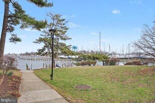 768 Fairview Ave in Annapolis, MD - Building Photo