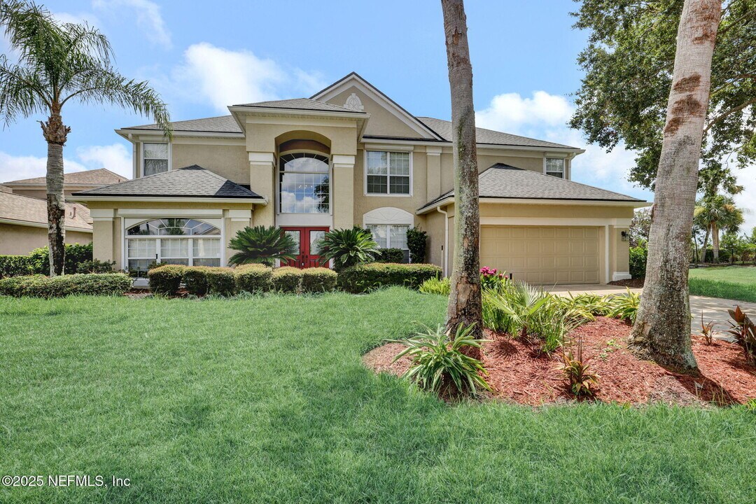 4389 Seabreeze Dr in Jacksonville, FL - Building Photo