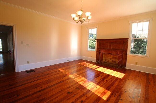 2831 Williamson Rd in Griffin, GA - Building Photo - Building Photo