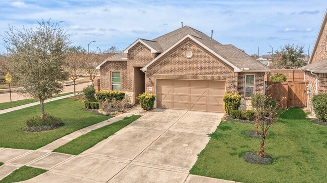 property at 6723 Barrington Crk Trce