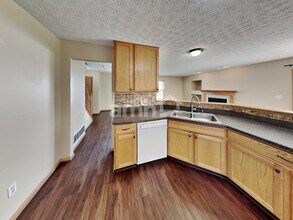 2155 Ripple Rd in Hilliard, OH - Building Photo - Building Photo