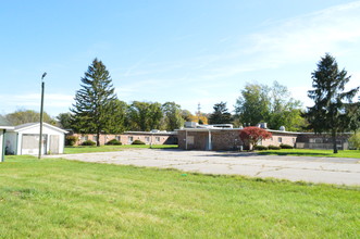 1000 W Erie St in Albion, MI - Building Photo - Other