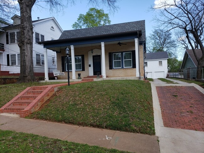 730 S Donnybrook Ave in Tyler, TX - Building Photo - Building Photo