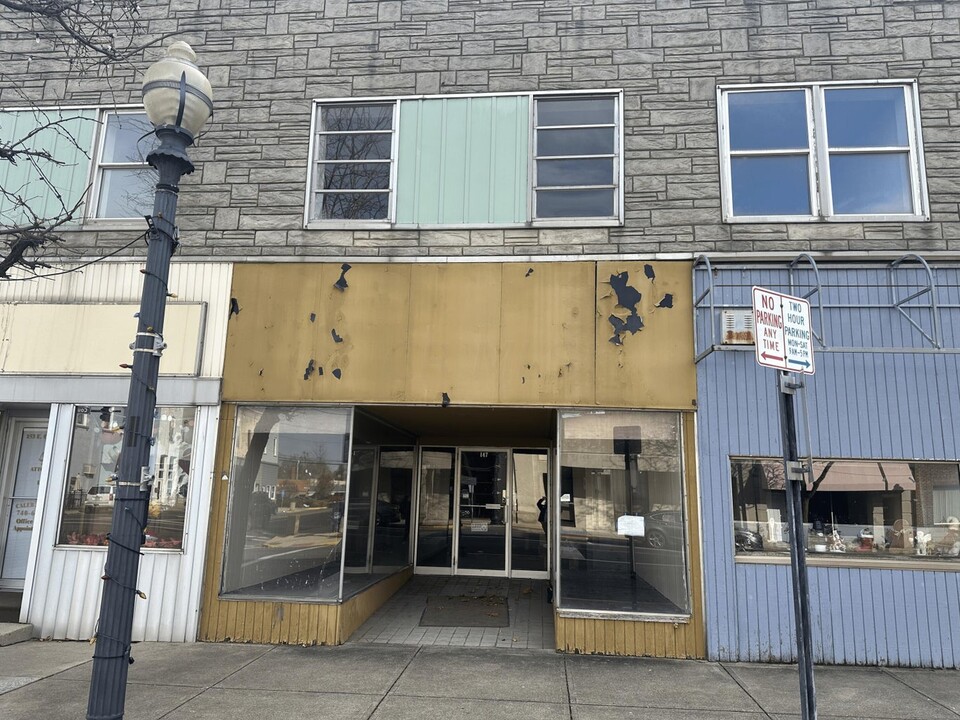 109 S Fayette St in Washington Court House, OH - Building Photo