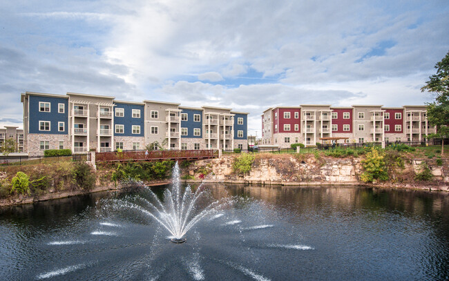 Mammoth Springs Apartments