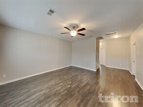 920 Beverly Ct in Spring Hill, TN - Foto de edificio - Building Photo