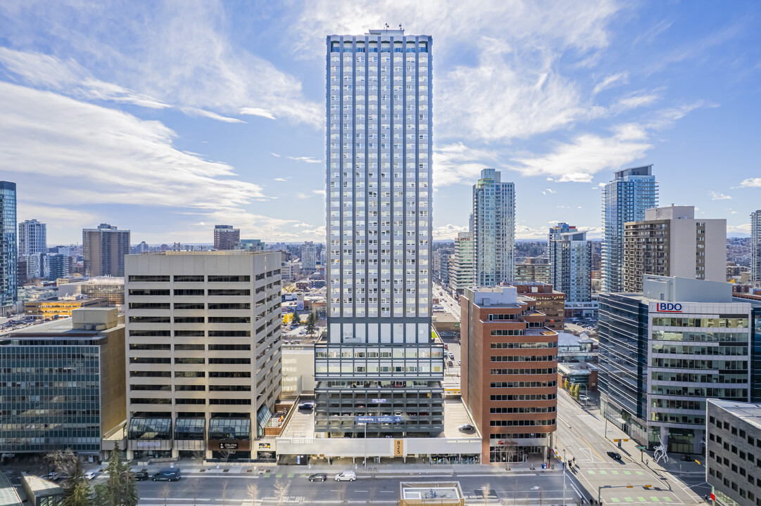 District Apartments in Calgary, AB - Foto de edificio