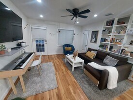 1850 Portsmouth St in Houston, TX - Building Photo