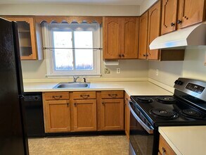 52 Starboard Dr, Unit 52 Starboard in Cape Elizabeth, ME - Building Photo - Building Photo