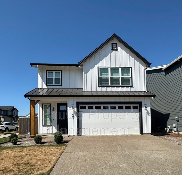 1603 37th Ave in Forest Grove, OR - Building Photo