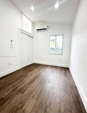 2126 NW 24th St in Miami, FL - Building Photo - Building Photo
