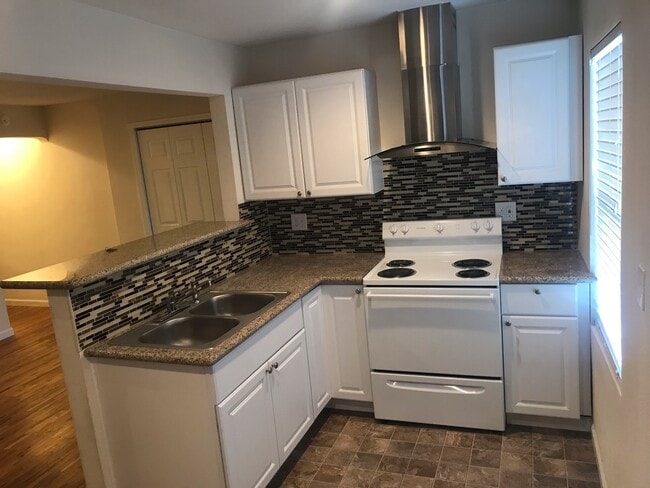 property at 1503 W 6th Ave