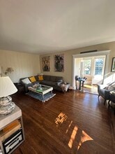 24 Roosevelt Ave, Unit 2 nd floor duplex in Northfield, NJ - Building Photo - Building Photo