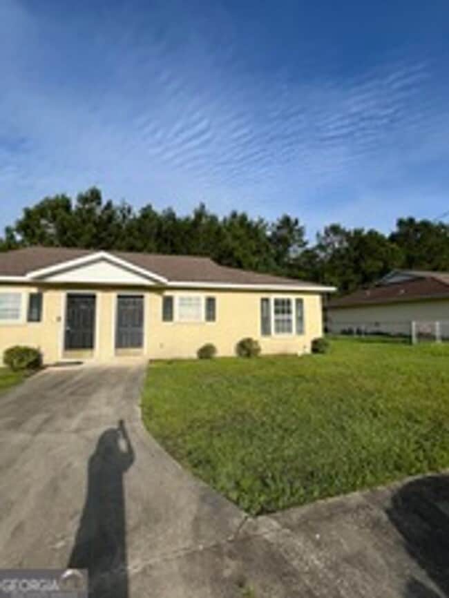 408-410 Lawnwood Ct in Kingsland, GA - Building Photo - Building Photo