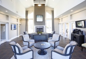 Coffey Creek in Charlotte, NC - Building Photo