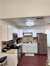 922 S Lipona Rd in Tallahassee, FL - Building Photo - Building Photo