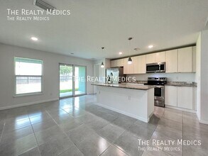 1245 Giralda Cir NW in Palm Bay, FL - Building Photo - Building Photo