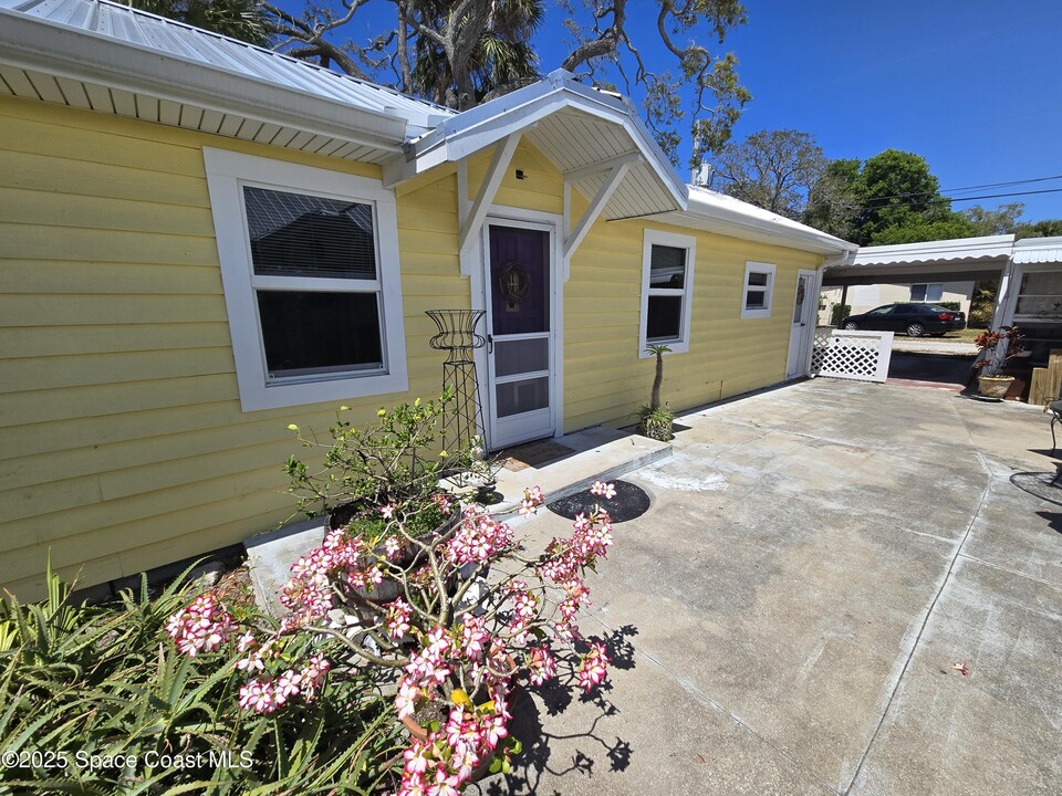 1541 Avocado Ave in Melbourne, FL - Building Photo