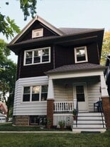 2806 S Lenox St, Unit A in Milwaukee, WI - Building Photo