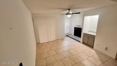 10200 Belle Rive Blvd in Jacksonville, FL - Building Photo - Building Photo