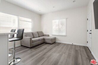 1460 W 22nd St in Los Angeles, CA - Building Photo - Building Photo