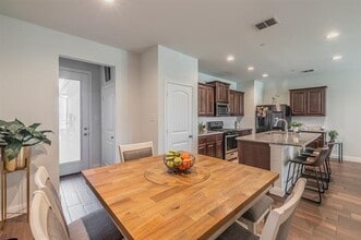 5544 Crawford Dr in North Richland Hills, TX - Building Photo - Building Photo