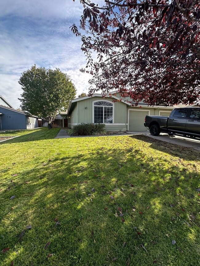 property at 1514 NE 5th St