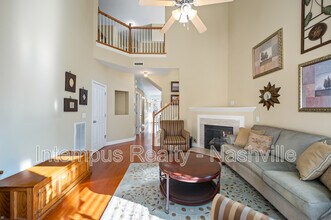 200 Windsor Chase Ct in Nashville, TN - Building Photo - Building Photo