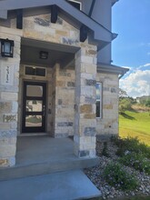 2312 Local Rebel St in Leander, TX - Foto de edificio - Building Photo