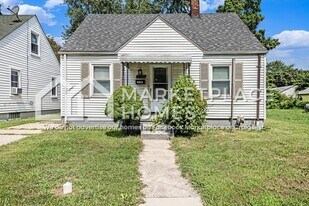 14707 Agnes Ave in Eastpointe, MI - Building Photo