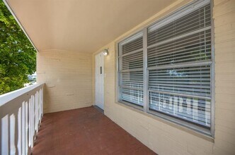 1033 NW 30th Ct in Wilton Manors, FL - Building Photo - Building Photo