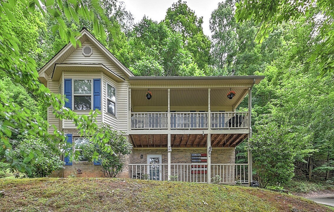 4406 Willmary Dr in Kingsport, TN - Foto de edificio