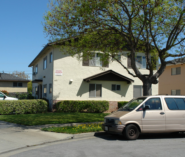 663 La Grande Dr in Sunnyvale, CA - Foto de edificio - Building Photo