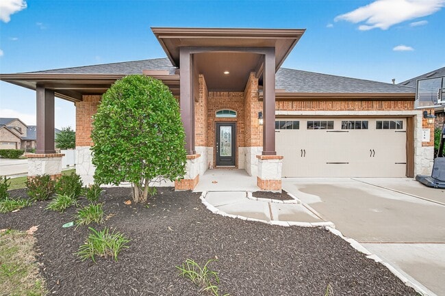 property at 219 Verde Lake Way