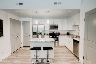 875 S Depot St, Unit B142 in Clearfield, UT - Building Photo - Building Photo