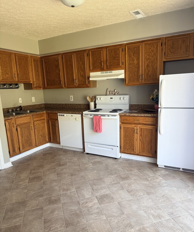 property at 16 Duiguid Dr
