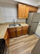 7830 SW 10th St in North Lauderdale, FL - Building Photo - Building Photo