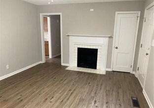 25 Springbrook Cir in Tuscaloosa, AL - Foto de edificio - Building Photo